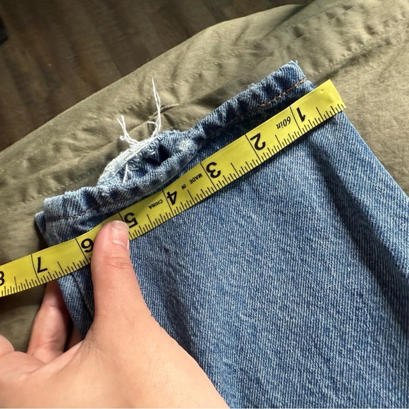 Levi’s Premium 501 Distressed Straight Leg Jeans 27x30 100% Cotton Button Fly - Picture 13 of 13